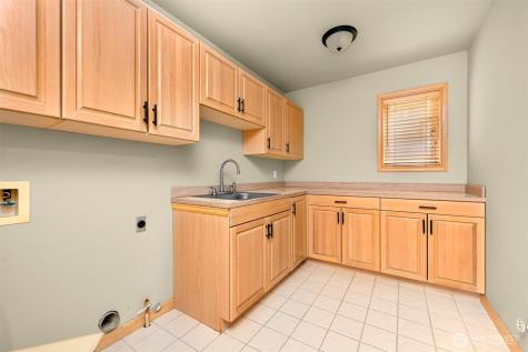 5520 Canvasback Road Blaine WA 98230