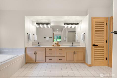 5520 Canvasback Road Blaine WA 98230
