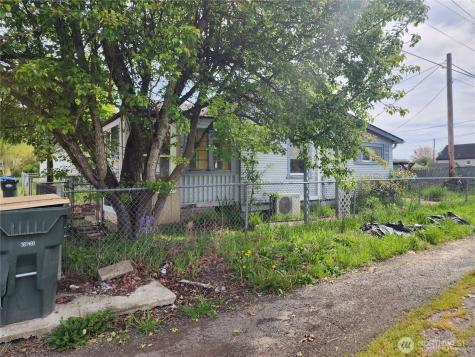 241 SW 10th Street Chehalis WA 98532