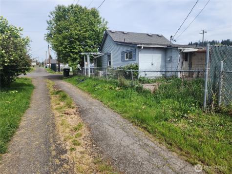 241 SW 10th Street Chehalis WA 98532