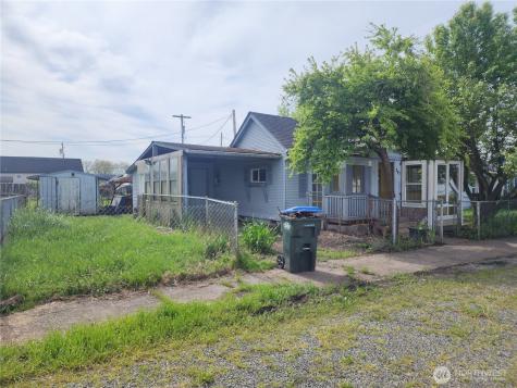 241 SW 10th Street Chehalis WA 98532
