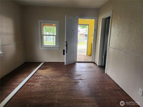 241 SW 10th Street Chehalis WA 98532