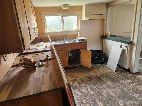 241 SW 10th Street Chehalis WA 98532