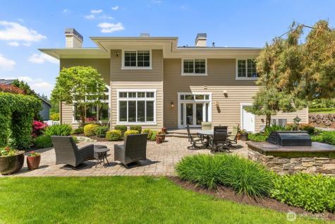 23115 SE 44th Street Sammamish WA 98075
