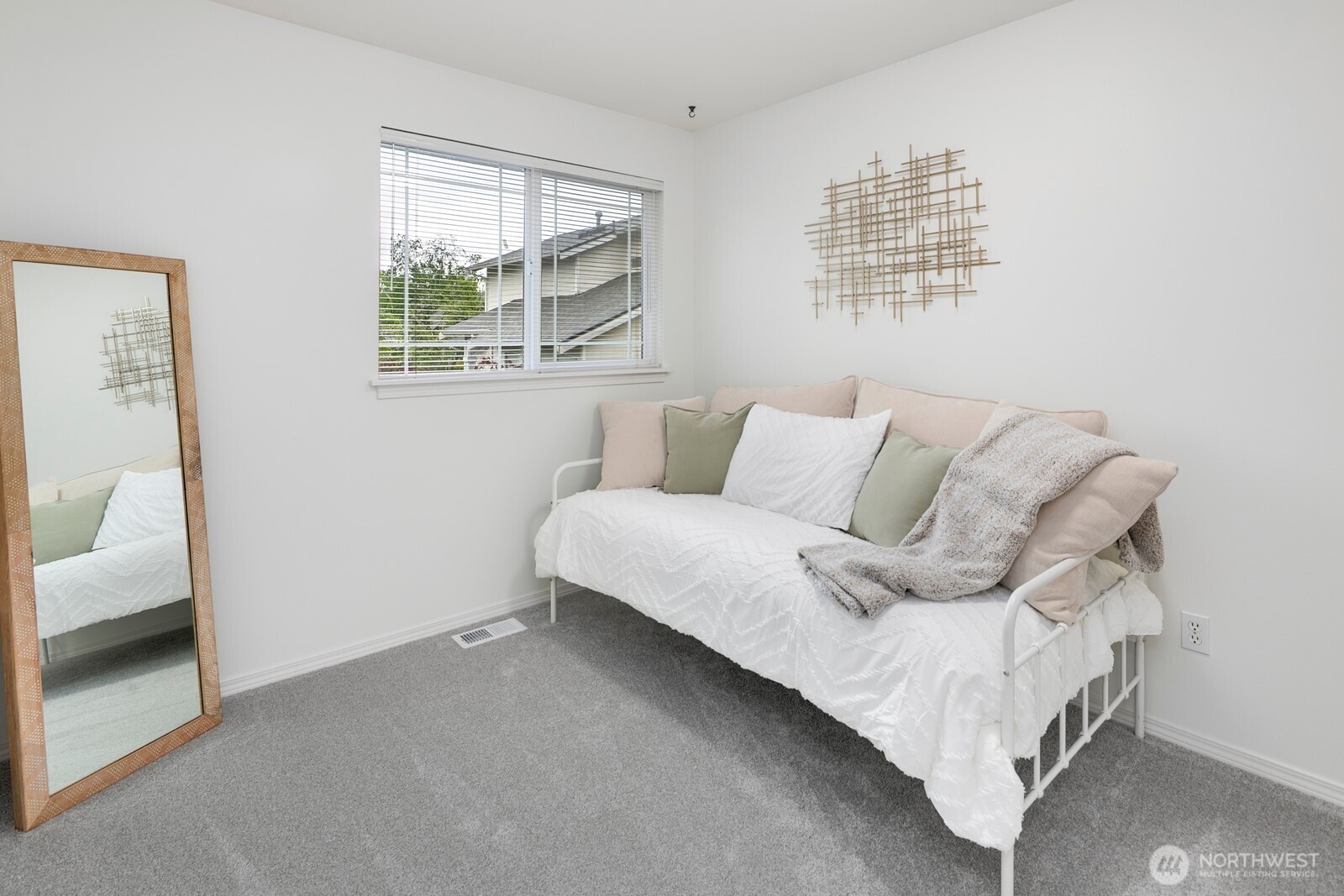 2515 141st Place SW Lynnwood WA 98087