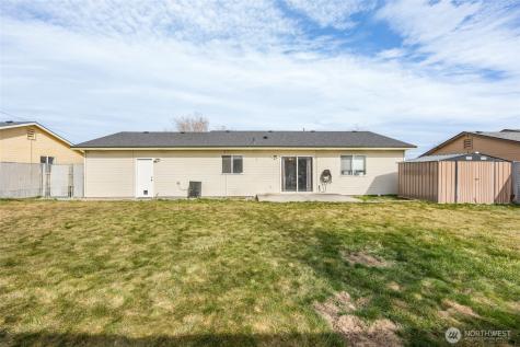 1215 Lowry Street Moses Lake WA 98837