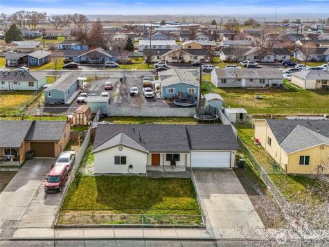 1215 Lowry Street Moses Lake WA 98837