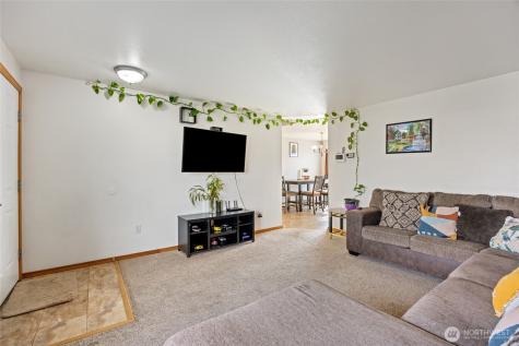1215 Lowry Street Moses Lake WA 98837