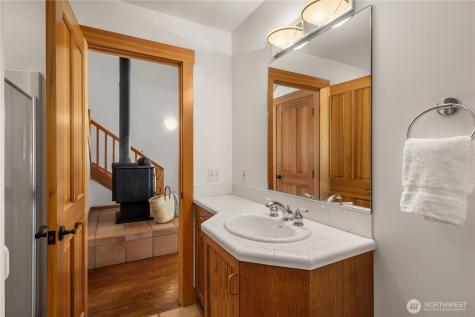 14433 Silven Avenue NE Bainbridge Island WA 98110