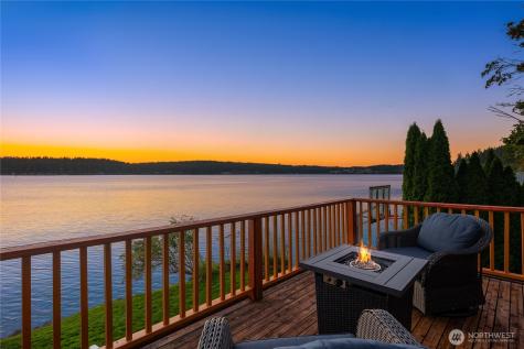 14433 Silven Avenue NE Bainbridge Island WA 98110