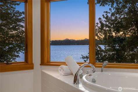 14433 Silven Avenue NE Bainbridge Island WA 98110