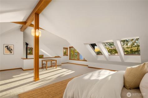 14433 Silven Avenue NE Bainbridge Island WA 98110