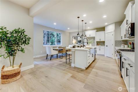19233 Meridian Drive SE Bothell WA 98012