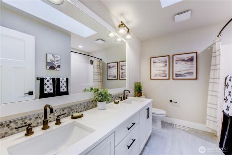 19233 Meridian Drive SE Bothell WA 98012