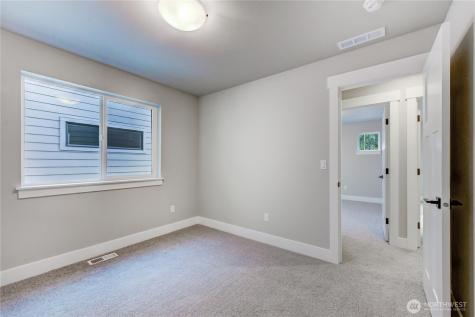 19233 Meridian Drive SE Bothell WA 98012