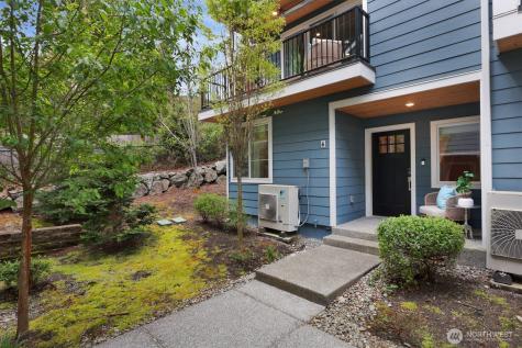 6633 NE 188th Court Kenmore WA 98028