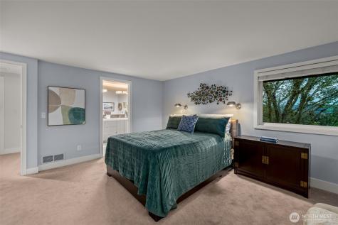 17825 NE 9th Street Bellevue WA 98008