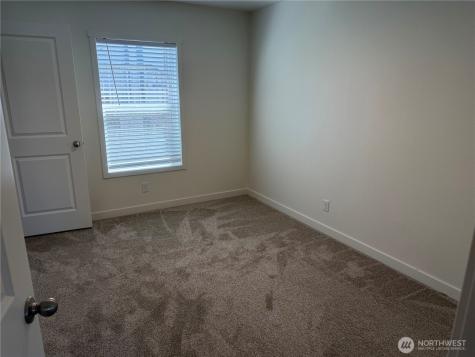 402 Maple Avenue Sunnyside WA 98944