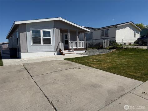 402 Maple Avenue Sunnyside WA 98944