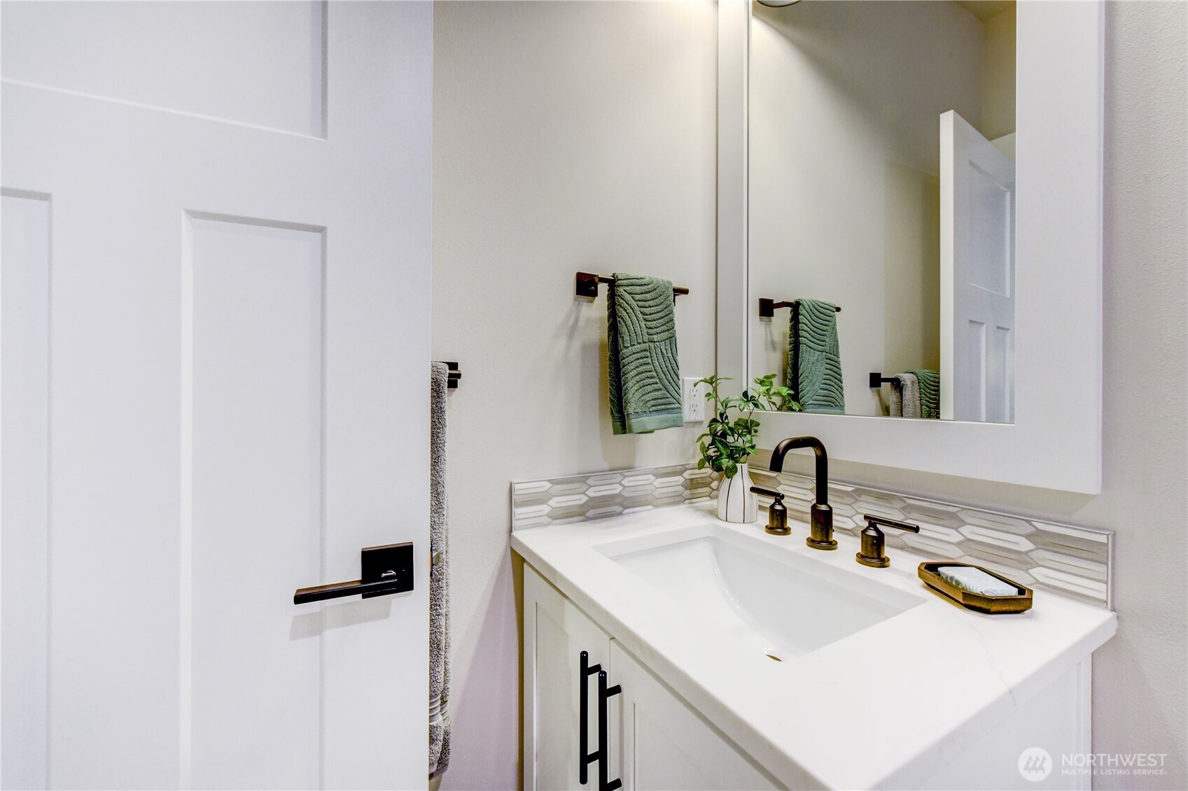 19229 Meridian Drive SE Bothell WA 98012