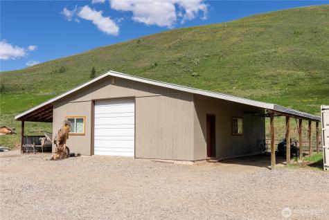 446 Rendezvous Road Winthrop WA 98862