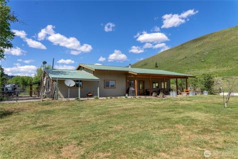 446 Rendezvous Road Winthrop WA 98862