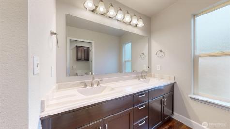 4124 Kapalea Way SE Lacey WA 98503