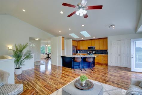 23799 Copper River Court Mount Vernon WA 98274