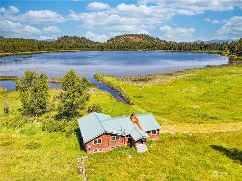 631 Deeter Road Newport WA 99156