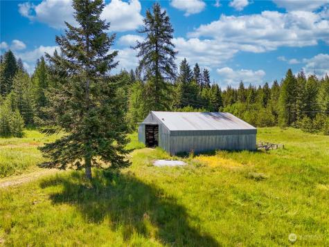 631 Deeter Road Newport WA 99156