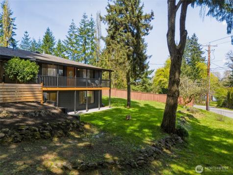 1366 SE SE High Ridge Court Port Orchard WA 98367