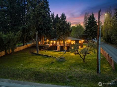1366 SE SE High Ridge Court Port Orchard WA 98367