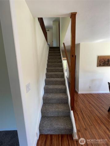 13 Raistakka Road Rosburg WA 98643
