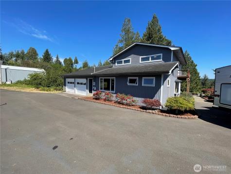13 Raistakka Road Rosburg WA 98643