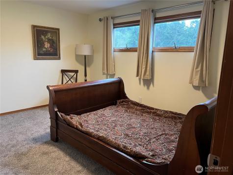 13 Raistakka Road Rosburg WA 98643