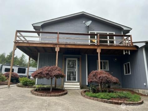 13 Raistakka Road Rosburg WA 98643