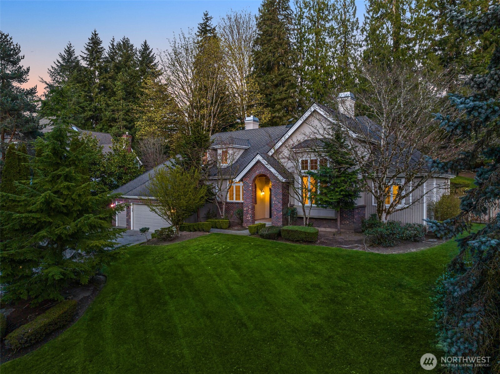 19619 NE 129th Way Woodinville WA 98077