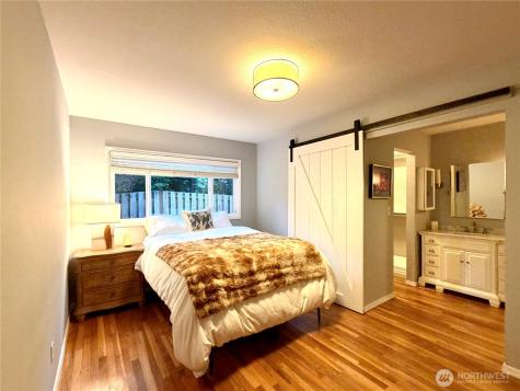 15934 SE 41st Place Bellevue WA 98006