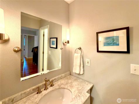 15934 SE 41st Place Bellevue WA 98006