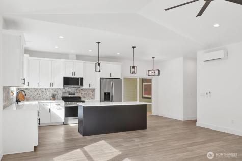 8679 Bell Court Maple Falls WA 98266
