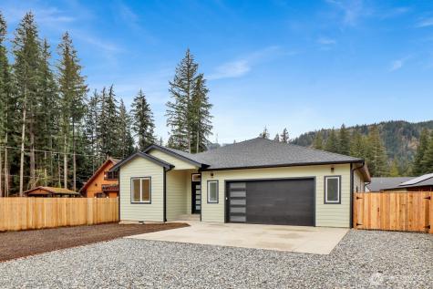8679 Bell Court Maple Falls WA 98266