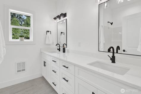 8679 Bell Court Maple Falls WA 98266