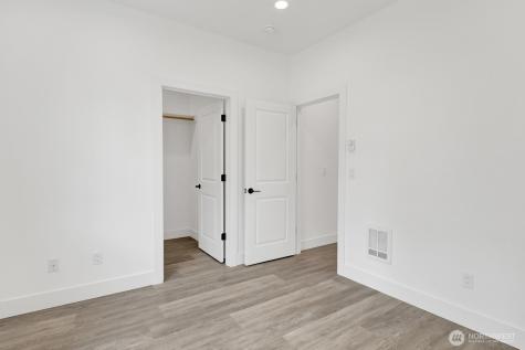 8679 Bell Court Maple Falls WA 98266