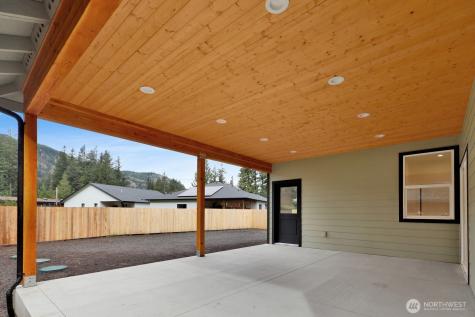 8679 Bell Court Maple Falls WA 98266