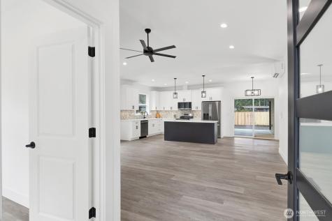 8679 Bell Court Maple Falls WA 98266