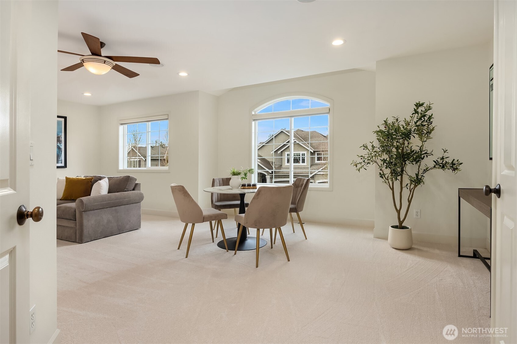 1306 275th Place SE Sammamish WA 98075