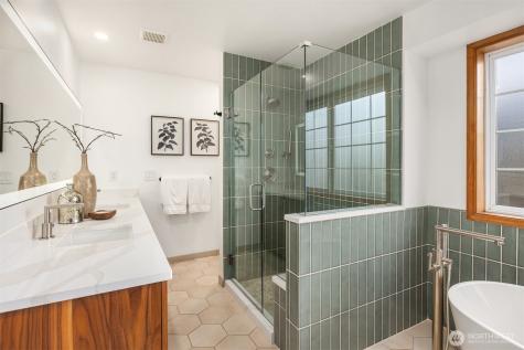 2714 182nd Place SE Bothell WA 98012