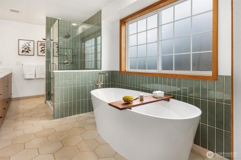 2714 182nd Place SE Bothell WA 98012