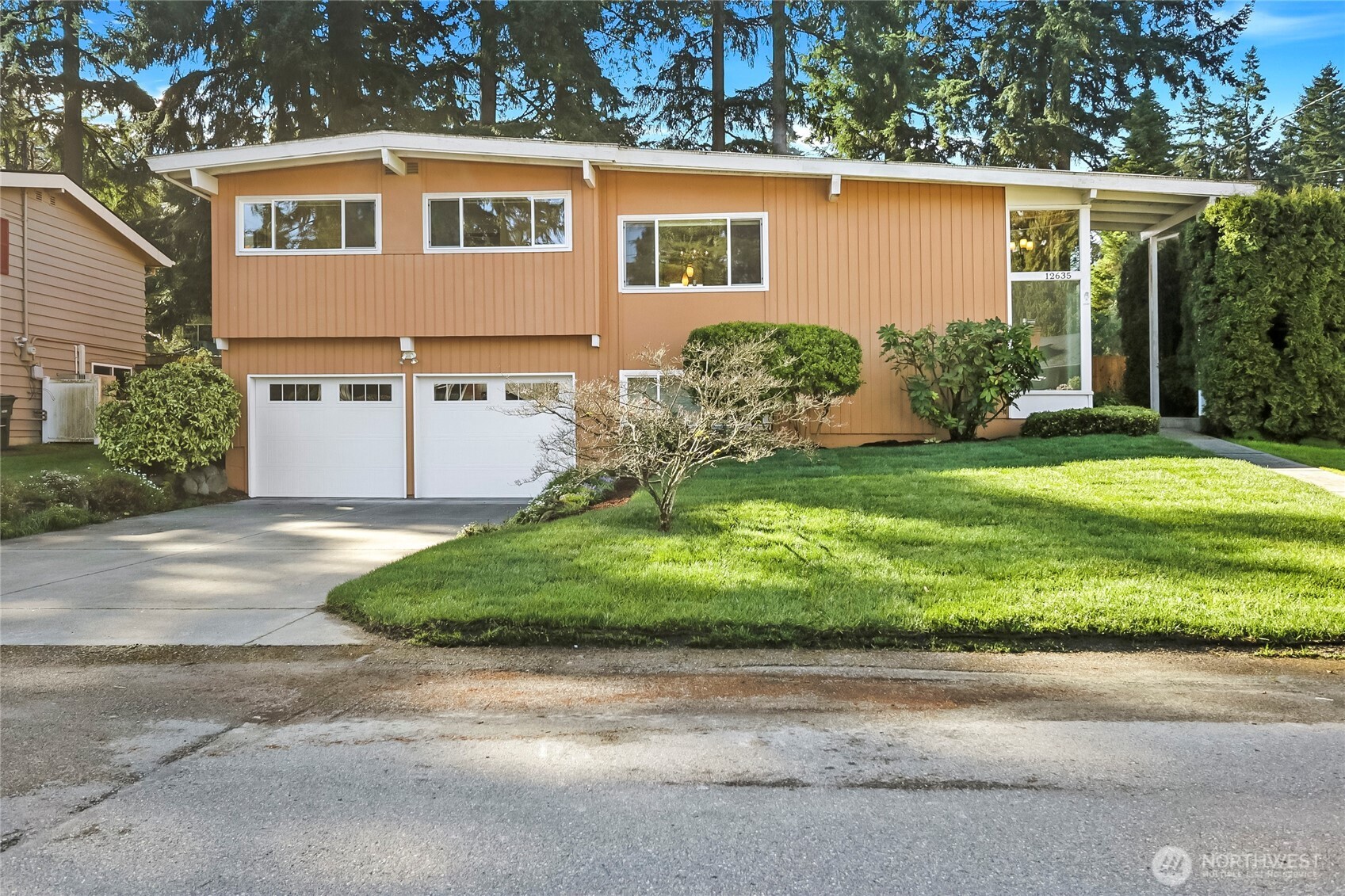 12635 SE 54th Street Bellevue WA 98006