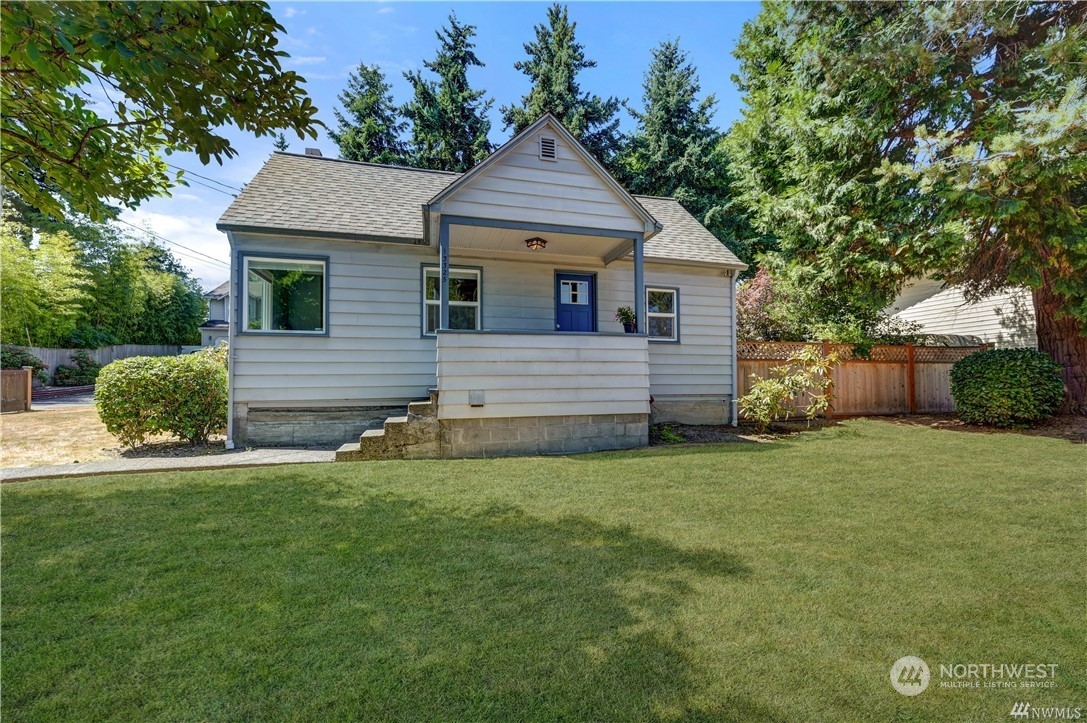 13325 31st Avenue Ne Seattle WA 98125